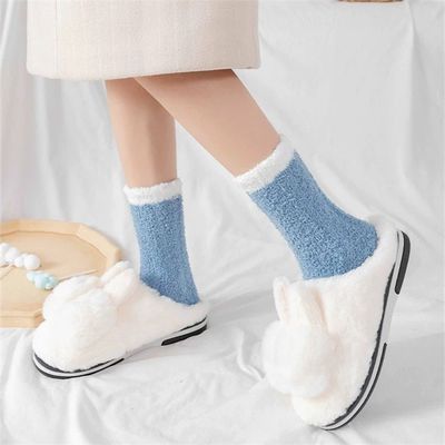 カスタムデザイン 暖かいサンゴの毛皮 床靴下 女性用 不磨剤 持続可能