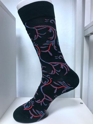 男性用ロングソックス 5% スパンデックス素材で色彩豊かなデザイン