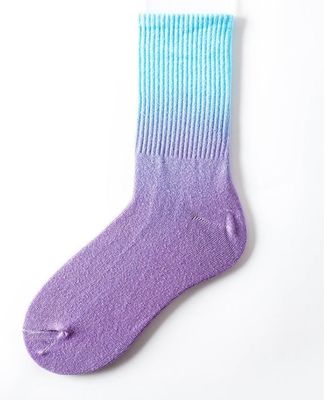 ワイ 染め 靴下 男性 や 女性 の 売れる 靴下 色とりどりの 綿 を 掴む